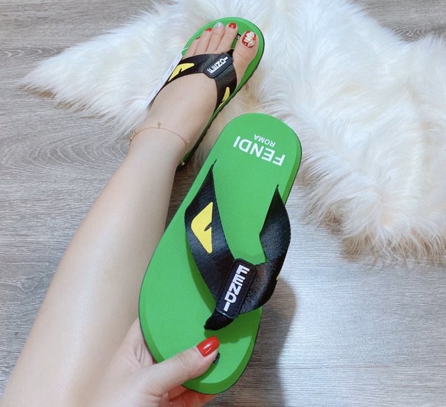 Dép Fendy nữ sz :35-36-37-38
