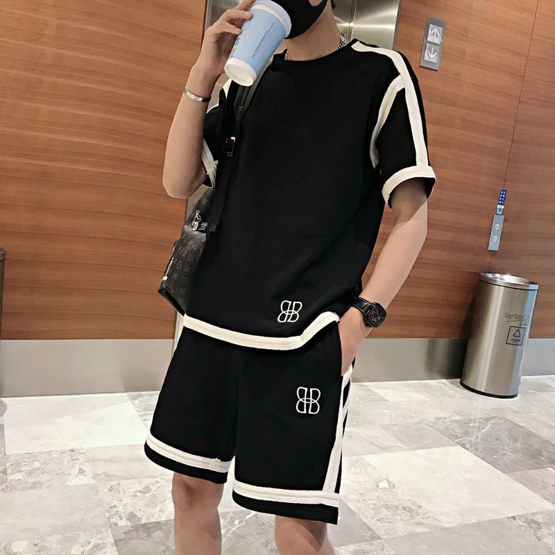 Bộ Đồ Ngắn Tay Dáng Rộng Thêu Trang Trí Giản Dị Dành Cho Nam