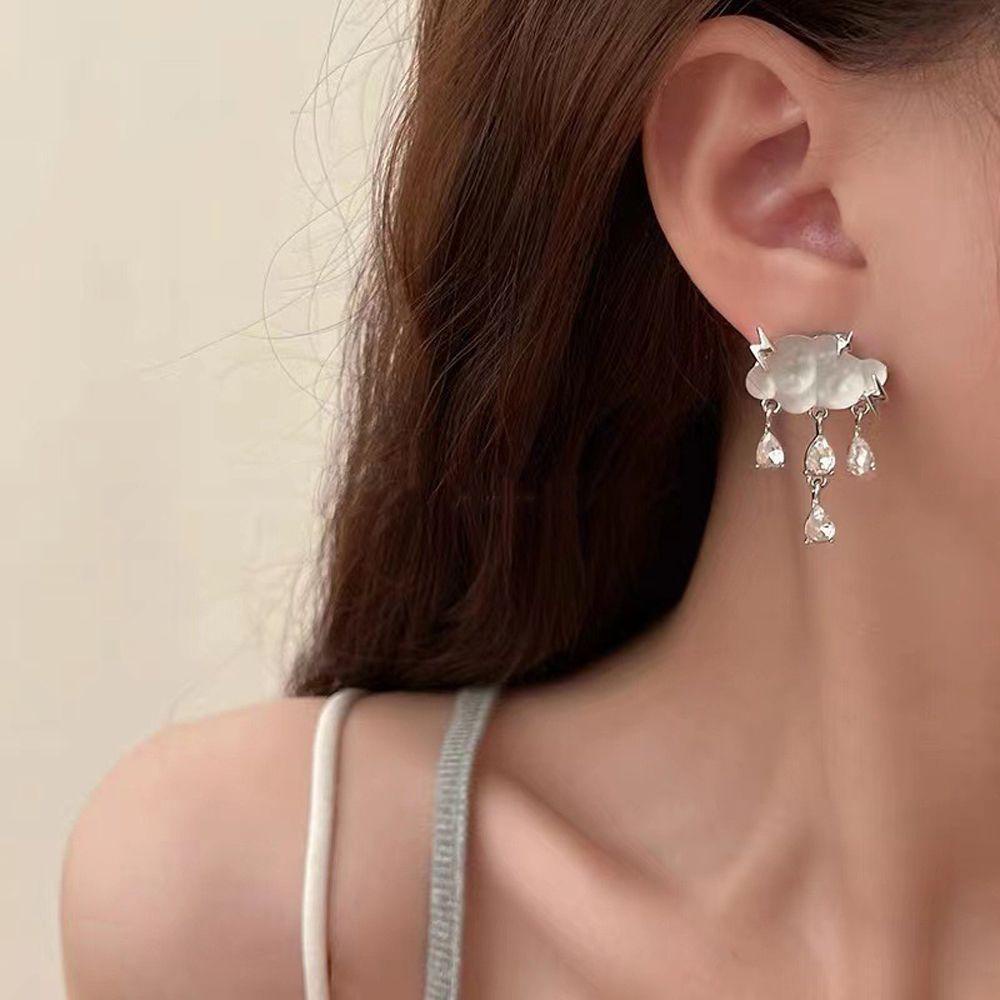 Bông Tai Hình Đám Mây Dễ Thương Sang Trọng Cho Nữ