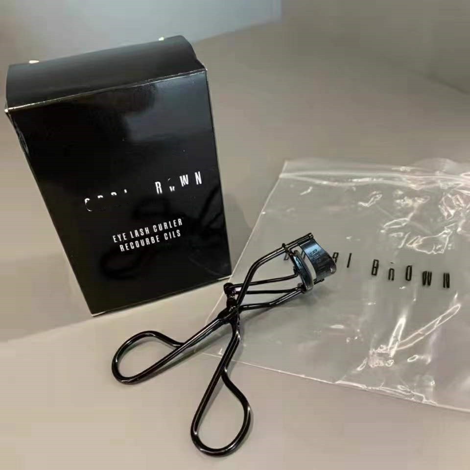 Dụng Cụ Bấm Mi Làm Quà Tặng VIP BB Brown️