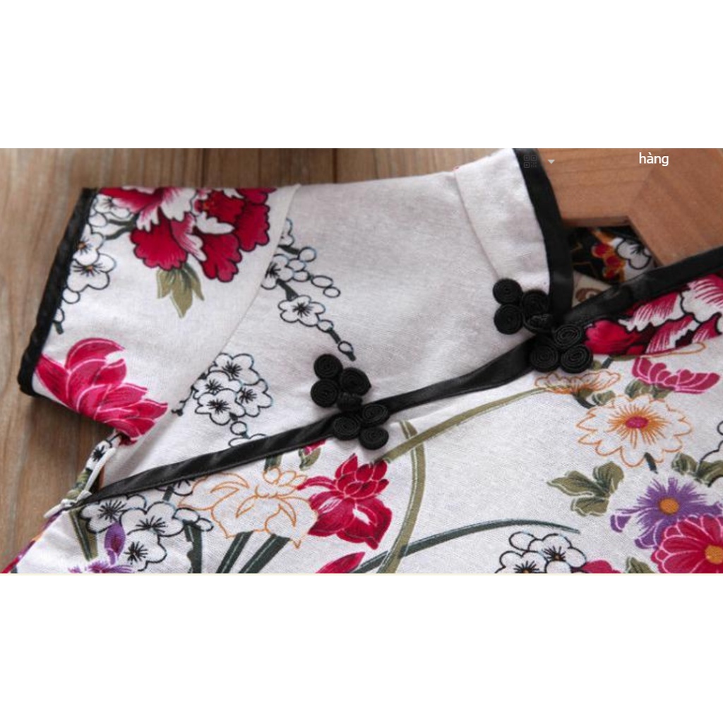 Sườn xám in họa tiết hoa xinh xắn cho bé gái-Sườn xám hoạ tiết hoa phong cách truyền thống cho bé