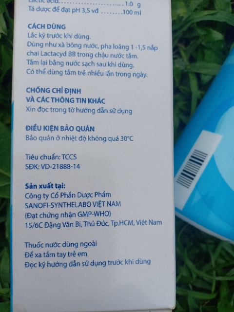 Sữa tắm Lactacyd trị rôm xảy cho bé