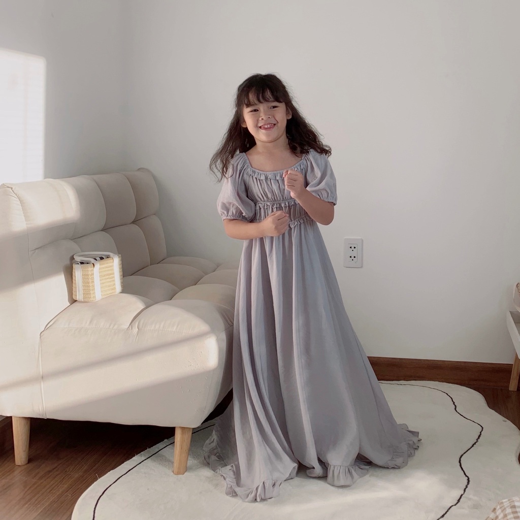 Đầm babydoll tay phồng công chúa