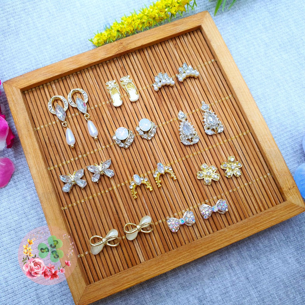 Set charm mix -  Số CR . Charm kim loại đính đá trang trí móng siêu xinh.