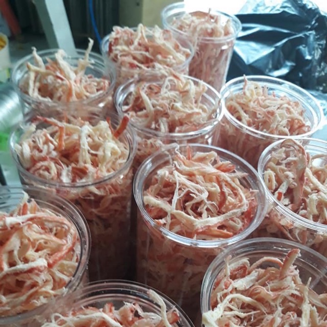 mực sợi hấp nuoc dừa