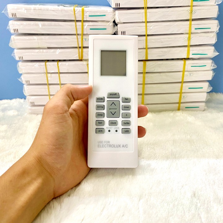Remote Máy Lạnh Điều Hòa ELECTROLUX RG01/EKBR - Tặng Pin AAA