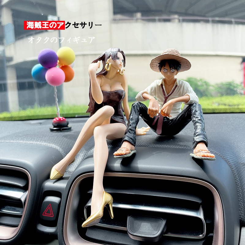 Mô hình nhân vật anime Luffy dễ thương dùng trang trí bảng điều khiển xe ô tô chất lượng cao