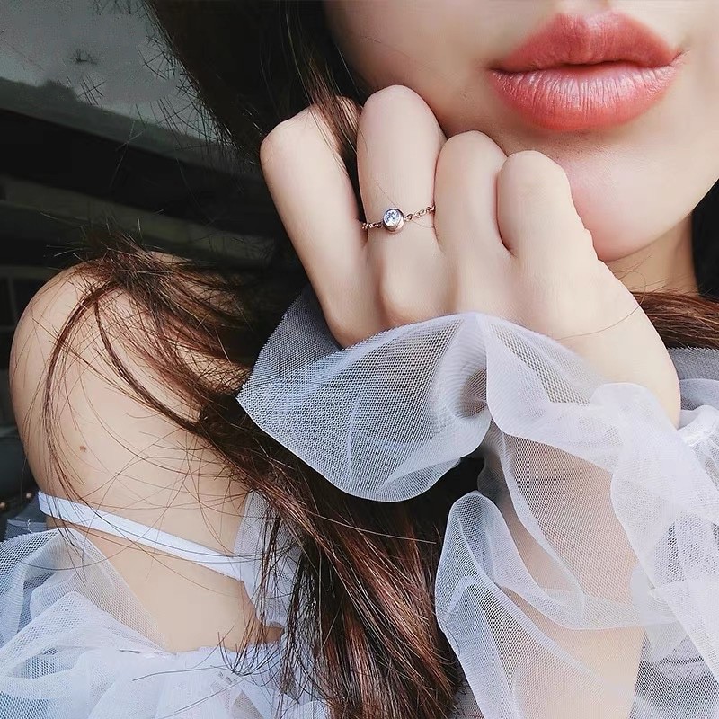 Nhẫn titan mạ vàng hồng 18k đính đá zircon lấp lánh phong cách Hàn Quốc Nhật Bản