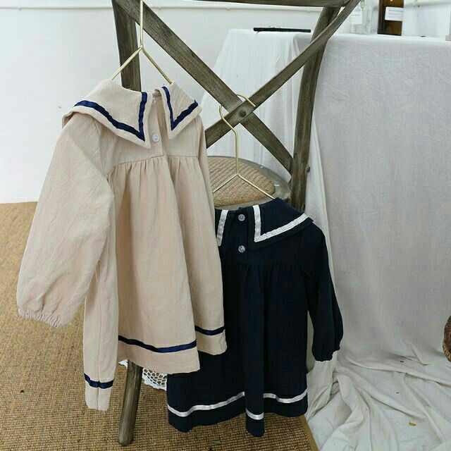 Váy thủy thủ cho bé