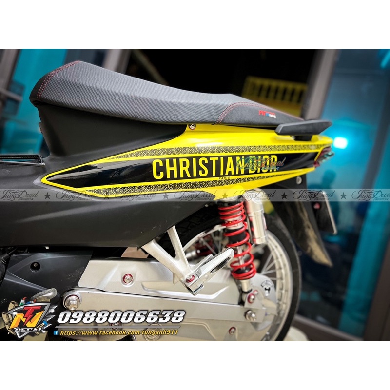Tem xe Wave Alpha- Tem Dior dán xe vàng