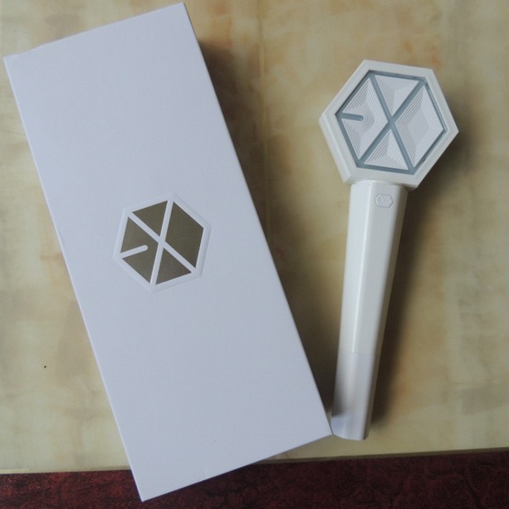 Lightstick exo unoff ver 2 đèn nhóm nhạc exo gậy cổ vũ ánh sáng hòa nhạc phát sáng nhóm nhạc idol Hàn quốc tặng ảnh