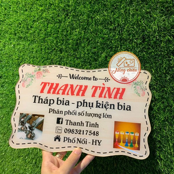 Bảng hiệu mica -  Thiết kế theo mẫu hình bông hoa xinh xắn - Phụ kiện chụp hình cho sản phẩm