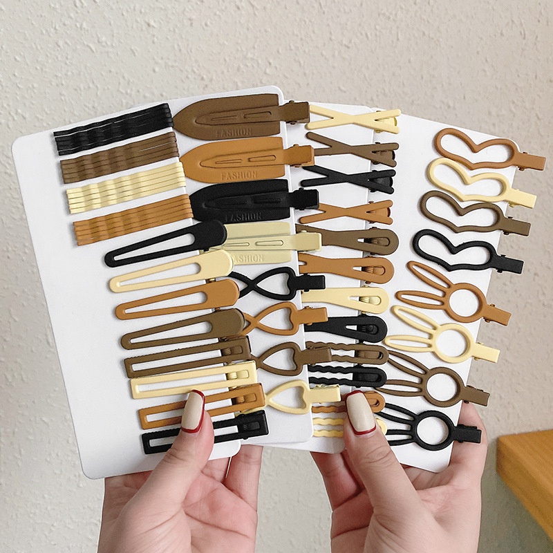 Set 4 Kẹp Tóc Nữ Hình Chữ V Đơn Giản