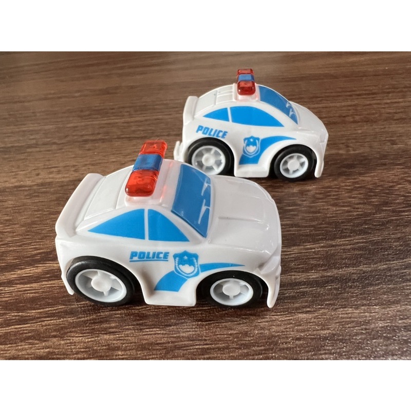 Set đồ chơi 2 ô tô cảnh sát tí hon cực dễ thương