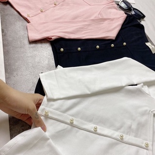 Áo croptop cổ vuông tay dài cúc ngọc