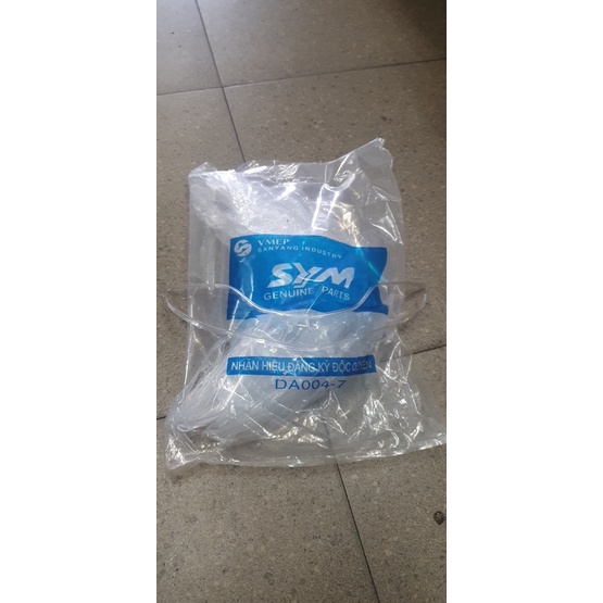 Kiếng đèn vị trí Victoria 2009 mã VT3