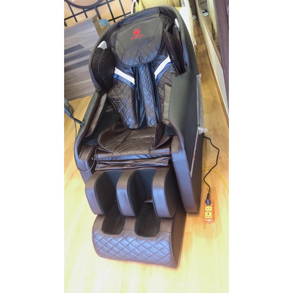 GHẾ MASSAGE TOÀN THÂN NHẬT BẢN THOMAS HAMILTON X30 UNTRAL )