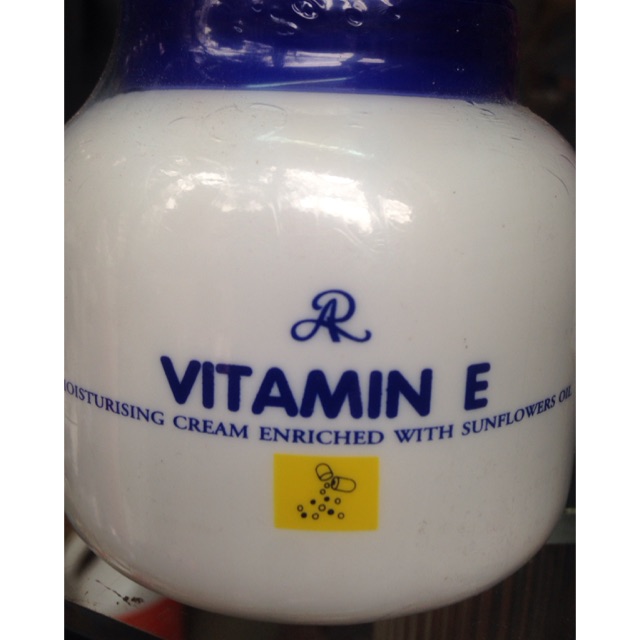 Kem dưỡng thể vitaminE Aron Thái lan