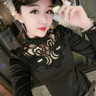 Áo cổ đá ren