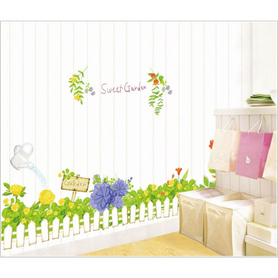 Decal trang trí chân tường hàng rào trắng cỏ hoa SWEET GARDEN