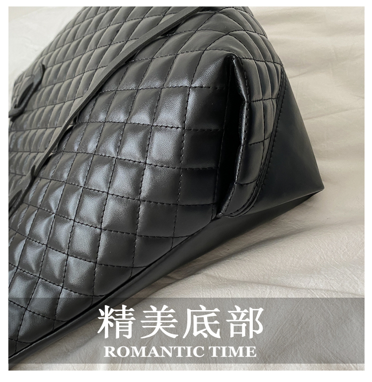 Túi xách JASMIN NOIR họa tiết kẻ sọc sang trọng