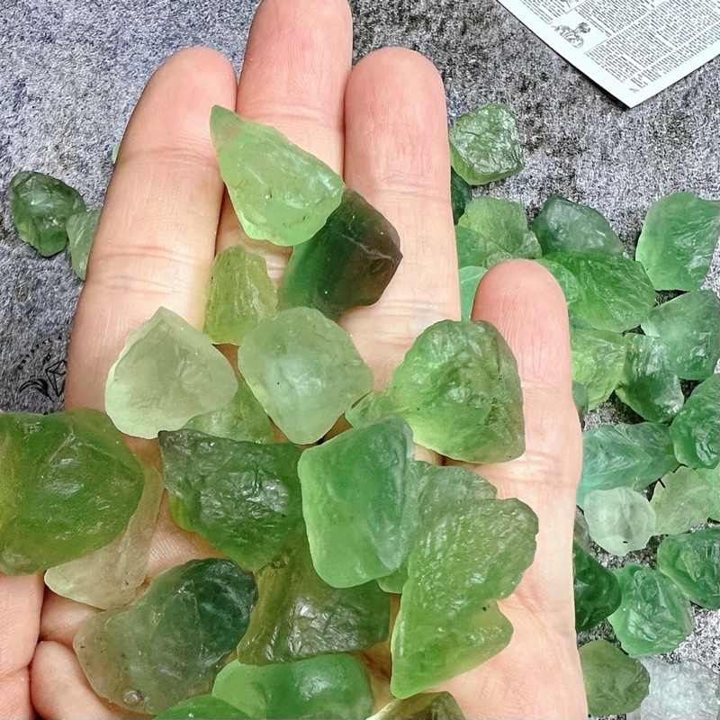 Đá thô green fluorite Brazil màu xanh mint đẹp, sưu tầm, làm handmade, reiki, thanh tẩy, thiền định