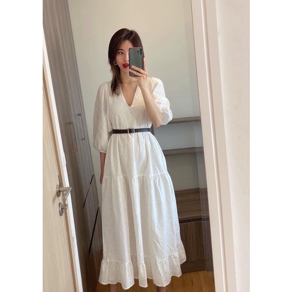 Váy hoạ tiết thêu AUTHENTIC