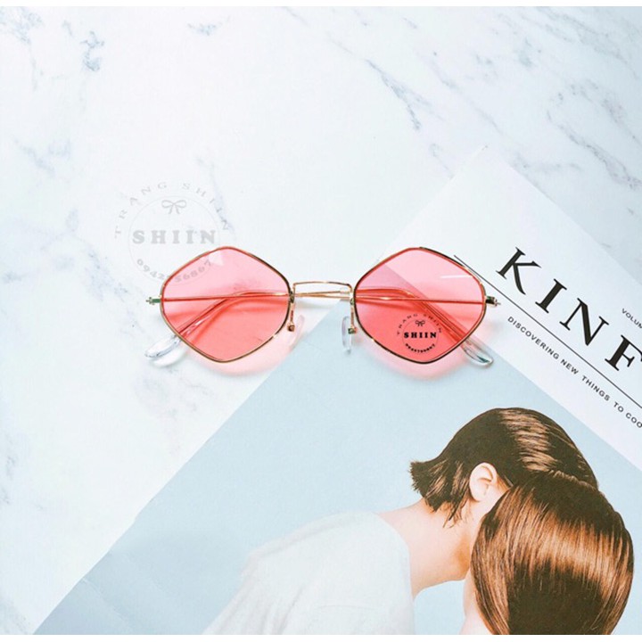 kính mắt tứ giác