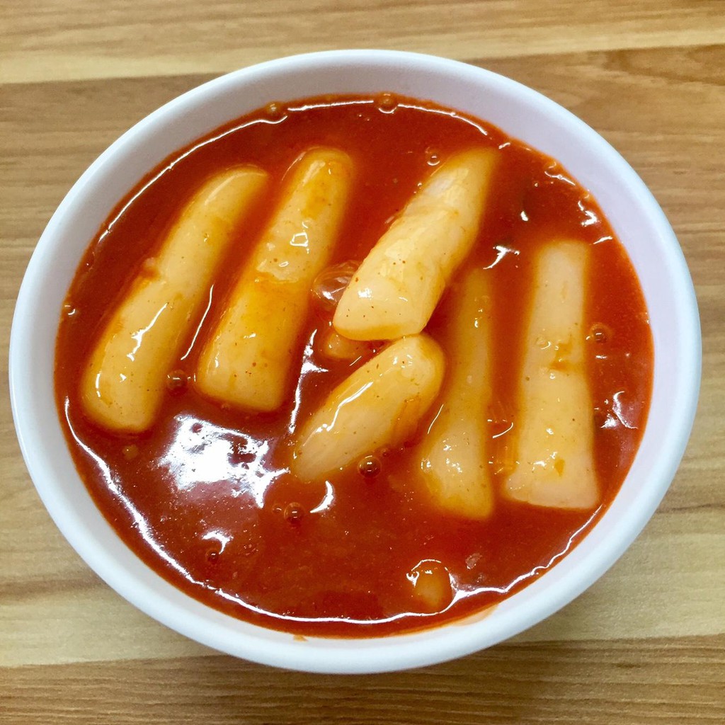 Bánh gạo cay Tteokbokki Pulmuone gói to 424g 2 phần ăn