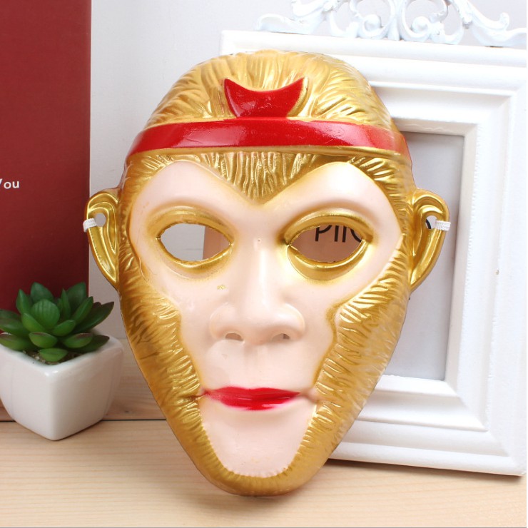 Mặt nạ nhựa hóa trang người nhện, iron man, tôn ngộ không, trư bát giới