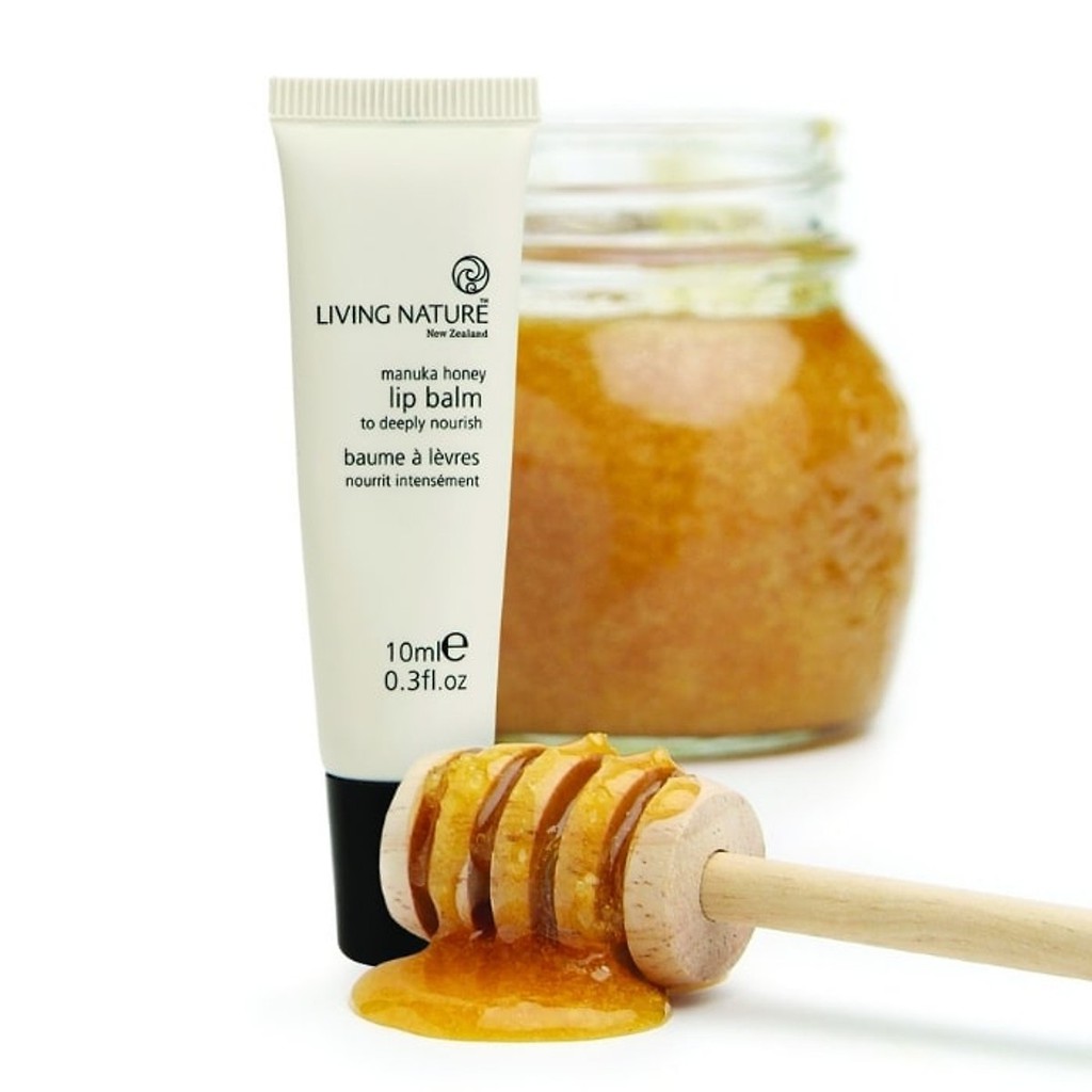 Son dưỡng môi Living Nature Lip Balm huyen4593