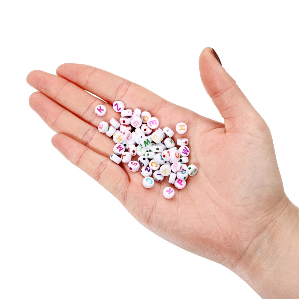 Set 100 hạt xỏ St.kunkka họa tiết chữ cái bằng acrylic cỡ 7 mm