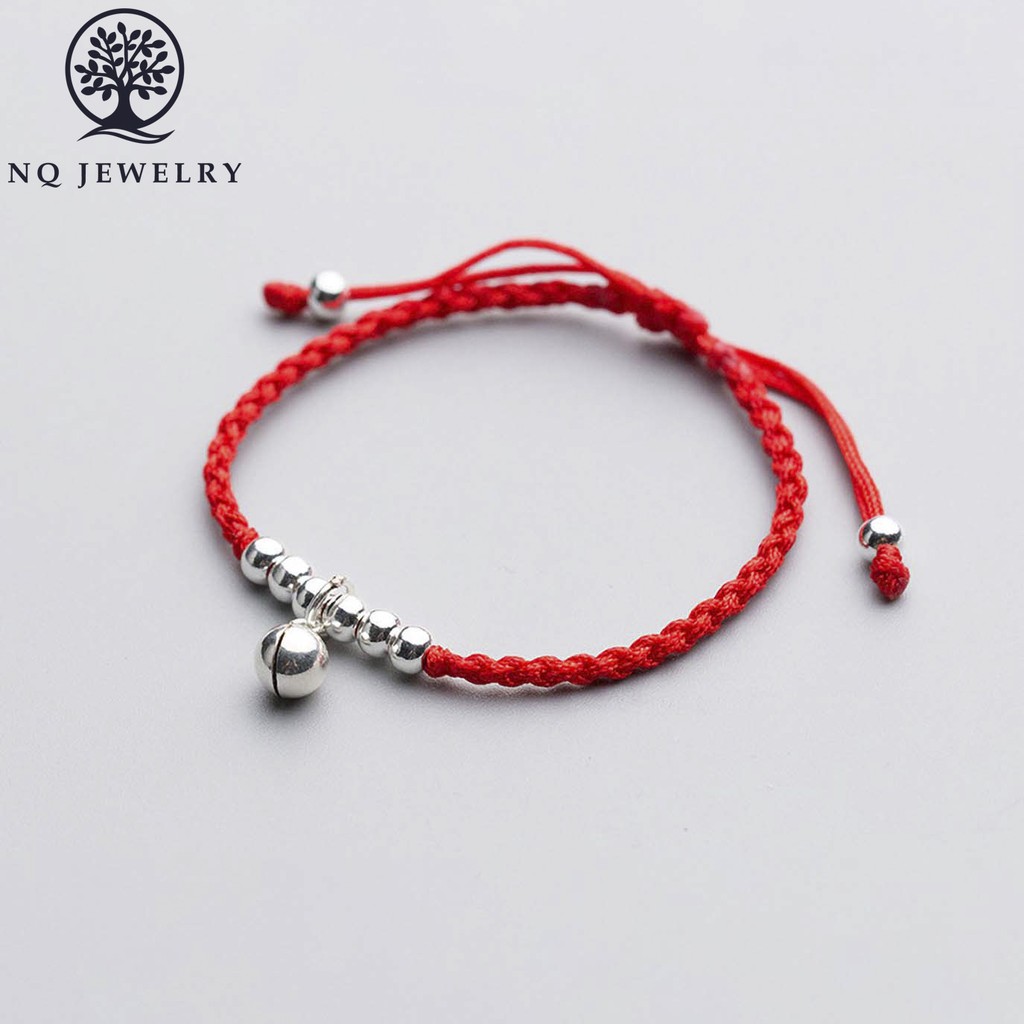 Vòng thắt dây đỏ chuông treo - NQ Jewelry