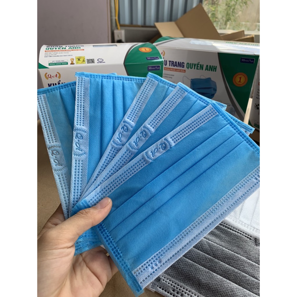 [CHUẨN CÔNG TY] Khẩu trang y tế 4 lớp, hàng chuẩn công ty đầy đủ giấy tờ - Quyền Anh - Trịnh Chung ( hộp 50c) | BigBuy360 - bigbuy360.vn