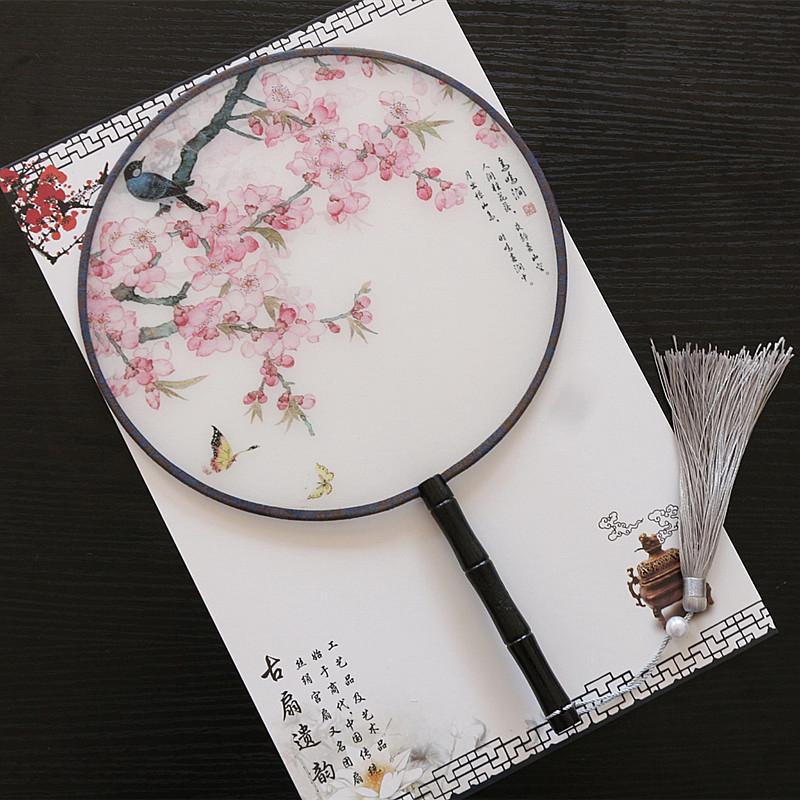 Quạt lụa cổ trang Trung Quốc