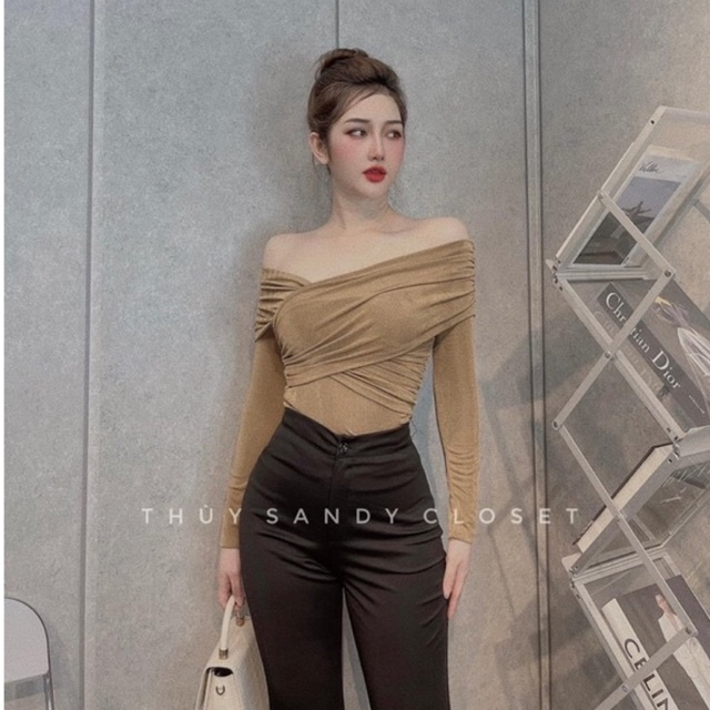 ÁO KIỂU LỆCH TRỄ VAI CHẤT NHÚNG KIM CƯƠNG FROM ĐẸP MS13291