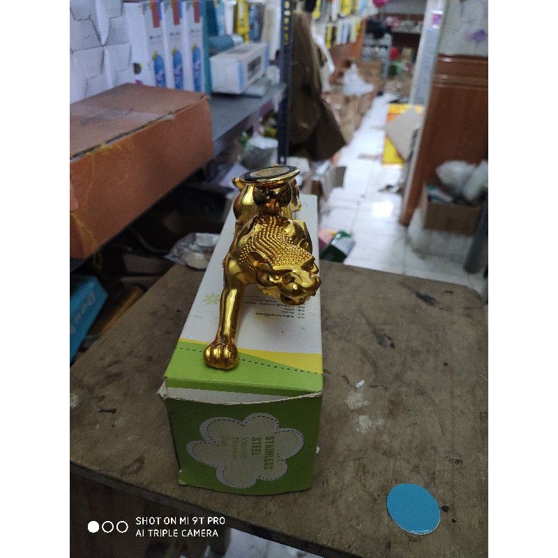 Đế hít nam châm giá đỡ điện thoại trên ô tô 360 độ con Ếch | BigBuy360 - bigbuy360.vn