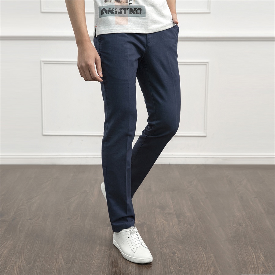 Quần Kaki Nam ARISTINO AKKR02 Quần Thô Khaki Trơn Màu Chính Hãng dáng regular fit suông vừa vải cotton cao cấp mềm mát