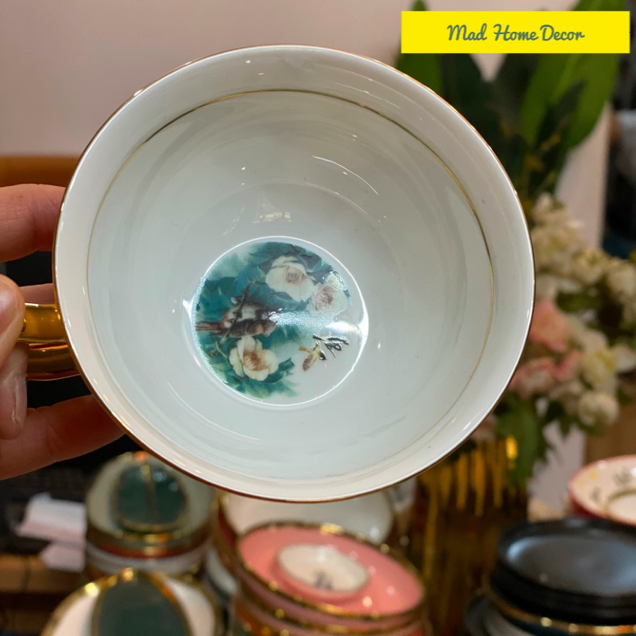 Bộ ấm trà hoa đỗ quyên trong gió chất liệu sứ xương bone china thuộc hàng cao cấp - Họa tiết vẽ tay sang trọng