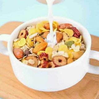 Ngũ cốc NUTS OATMEAl& FRUIT OATMEAL