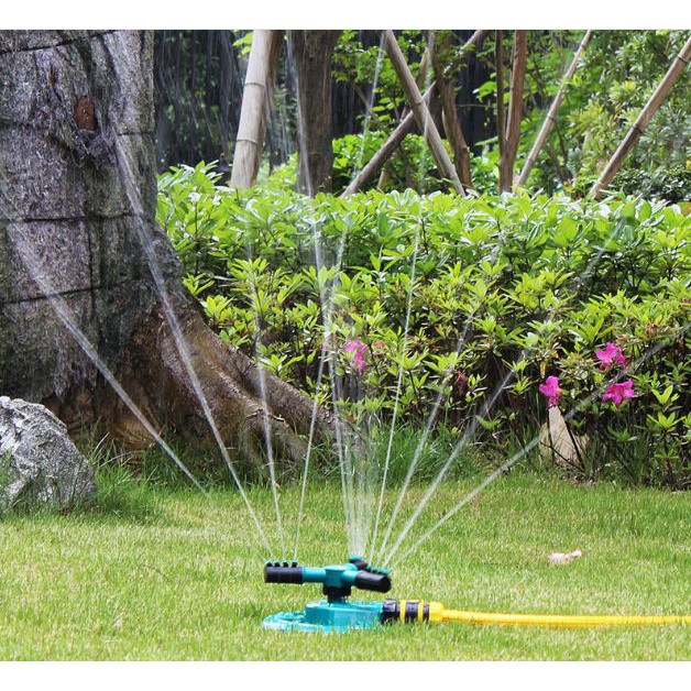 Vòi phun tưới 3 cánh xoay 360 độ