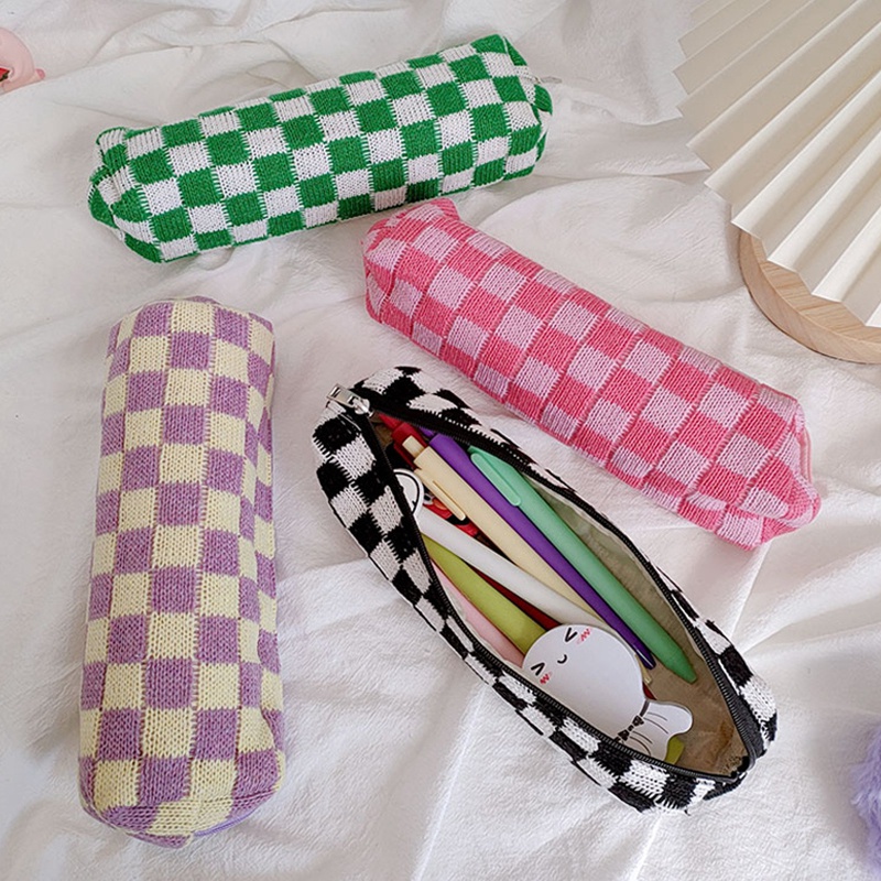 Túi Đựng Bút/Mỹ Phẩm Họa Tiết Bàn Cờ Độc Đáo Tiện Dụng Cho Nữ