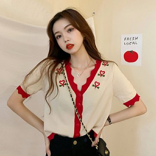 Áo cổ tim viền đỏ len mongtoghi