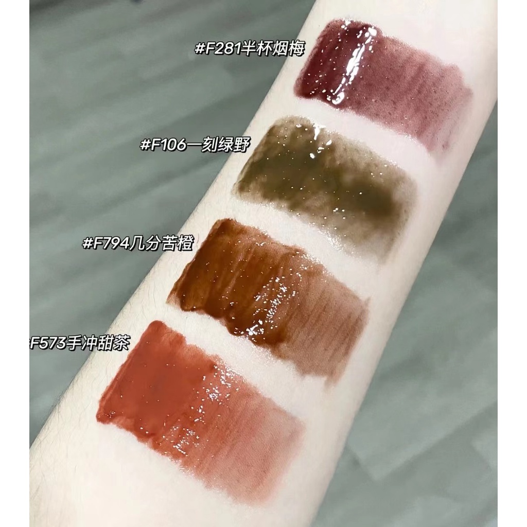 UHUE Son bóng trong suốt không thấm nước Trọng lượng nhẹ không dính Lipgloss