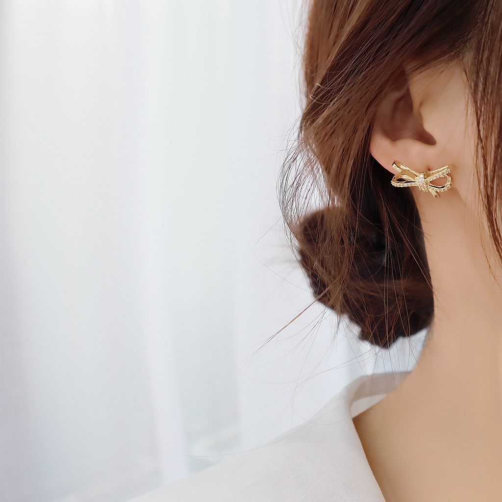 Đôi khuyên tai mạ bạc 925 hình nơ đính kim cương nhân tạo dễ thương cho nữ