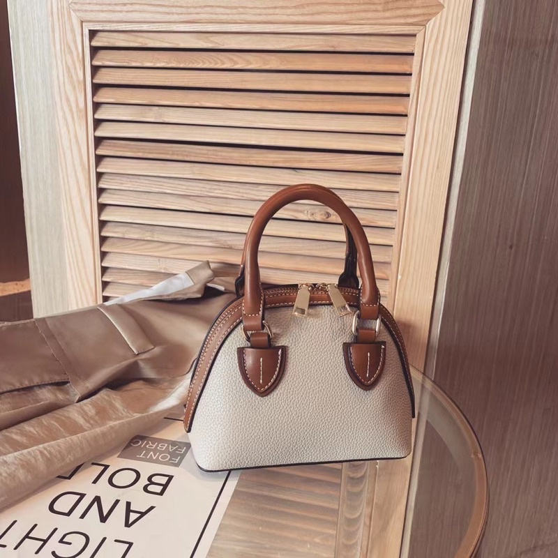 Túi đeo chéo có quai xách phong cách Hàn Quốc