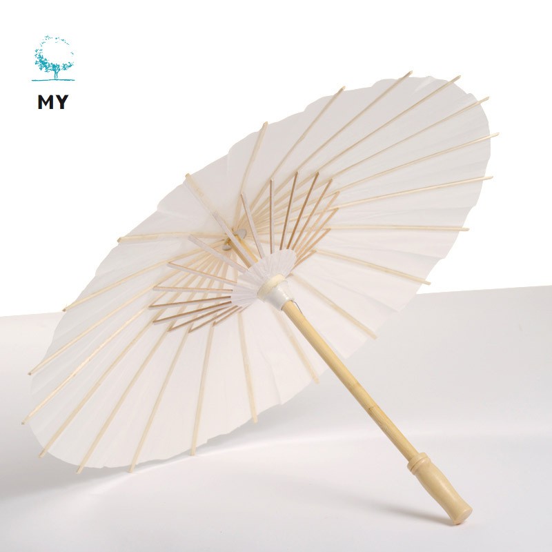 Dù giấy màu trắng phong cách Trung Hoa