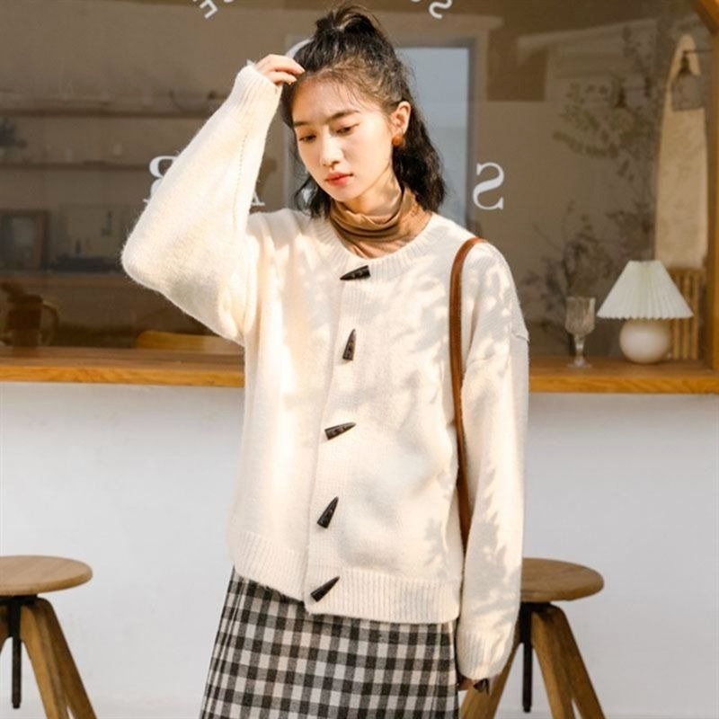 Áo khoác Cardigan dệt kim dáng rộng phối nút sừng phong cách Hàn Quốc thời trang mùa thu mới