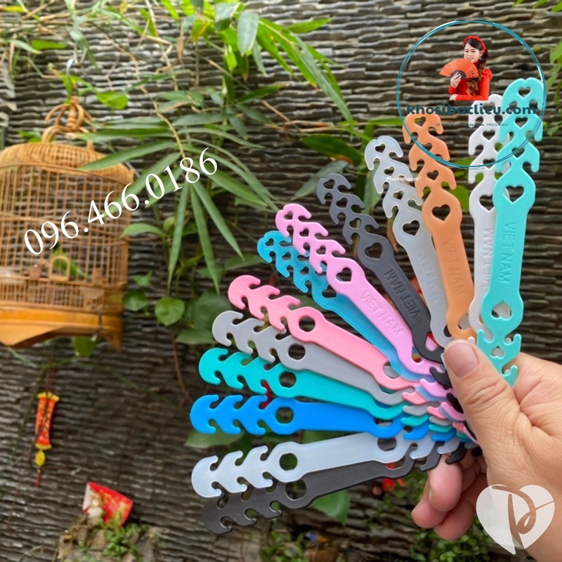 quai đeo khẩu trang/ Tai giả đeo khẩu trang