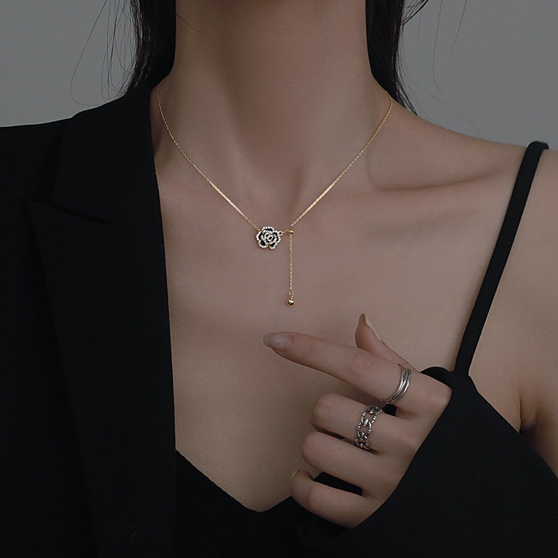 Vòng cổ Đeo Cổ Phong Cách Retro Sang Trọng Cho Nữ